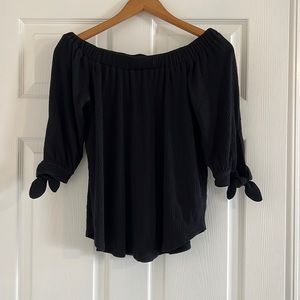 Abercrombie and Fitch off the shoulders top